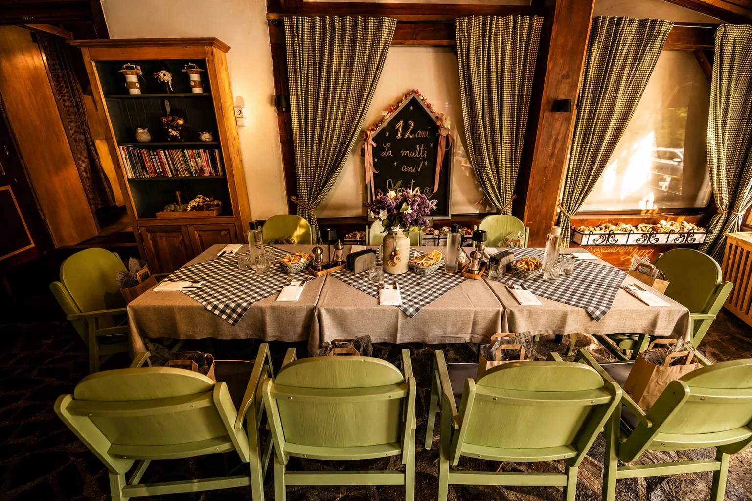 Petrecere copii Restaurant Lyra