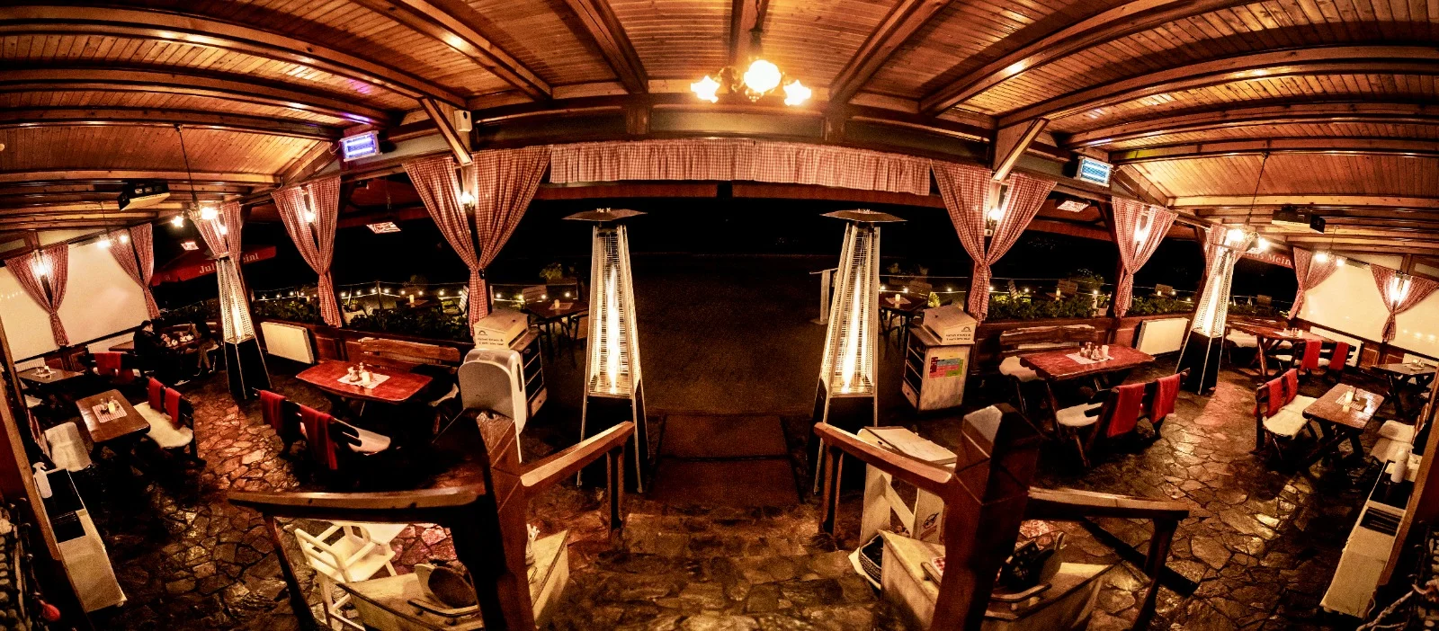 Interior restaurant